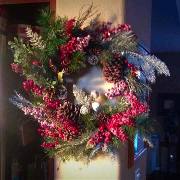 GORGEOUS CHRISTMAS WREATHNEW
